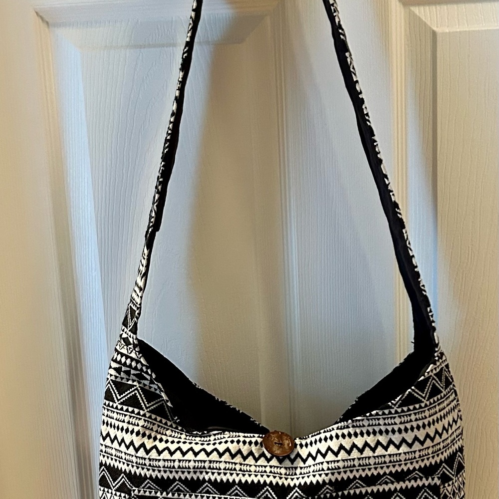 Purse - Picture 4 of 7